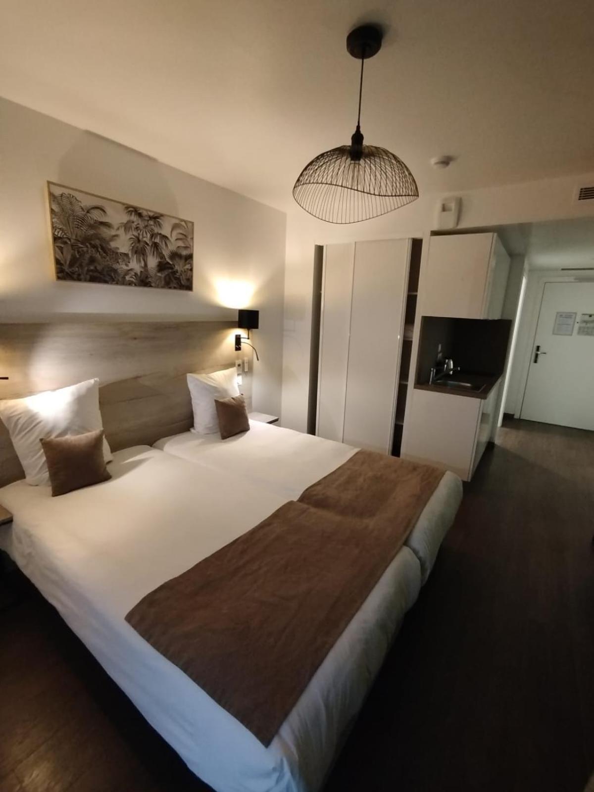 All Suites Appart Hotel Massy Palaiseau Luaran gambar